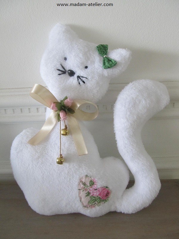 gatinha pelucia