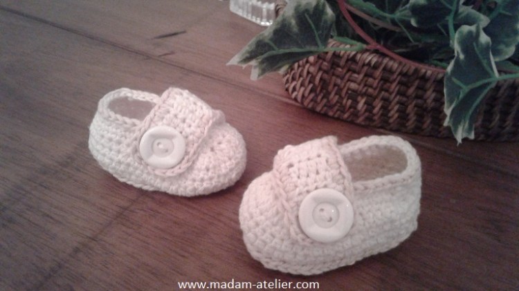 sapatinho bb croche